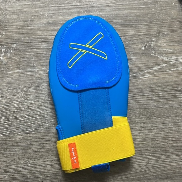 ookla | short king sliding mitt absolutely  ridiculous - Picture 3 of 4